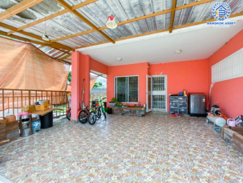 ทาวน์เฮ้าส์มือสอง นนทบุรี ม.พฤกษาทาวน์เน็กซ์ นครอินทร์ หลังมุม! เนื้อที่ 39.50 ตร.ว. ฟังก์ชัน 3 ห้องนอน 2 ห้องน้ำ 2 ที่จอดรถ  สภาพภายในสวย พร้อมเข้าอยู่ได้ทันที ฟรี! แอร์ 2 เครื่อง บนทำเลเดินทางสะดวก ติดถนนนครอินทร์ เชื่อมต่อถนนราชพฤกษ์ ถนนกาญจนาภิเษก ใกล้จุดขึ้นทางด่วน "ศรีรัช"...